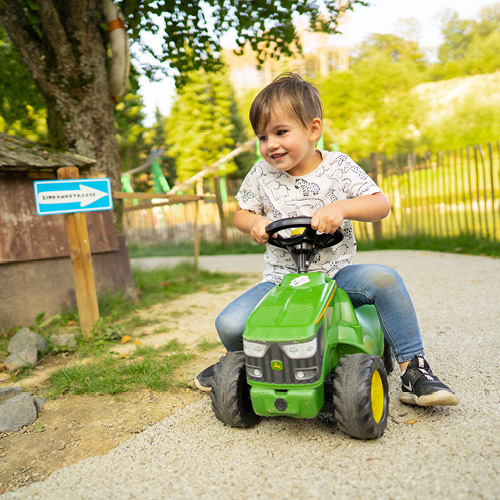 Tractor School - Rutschautos und Trecker